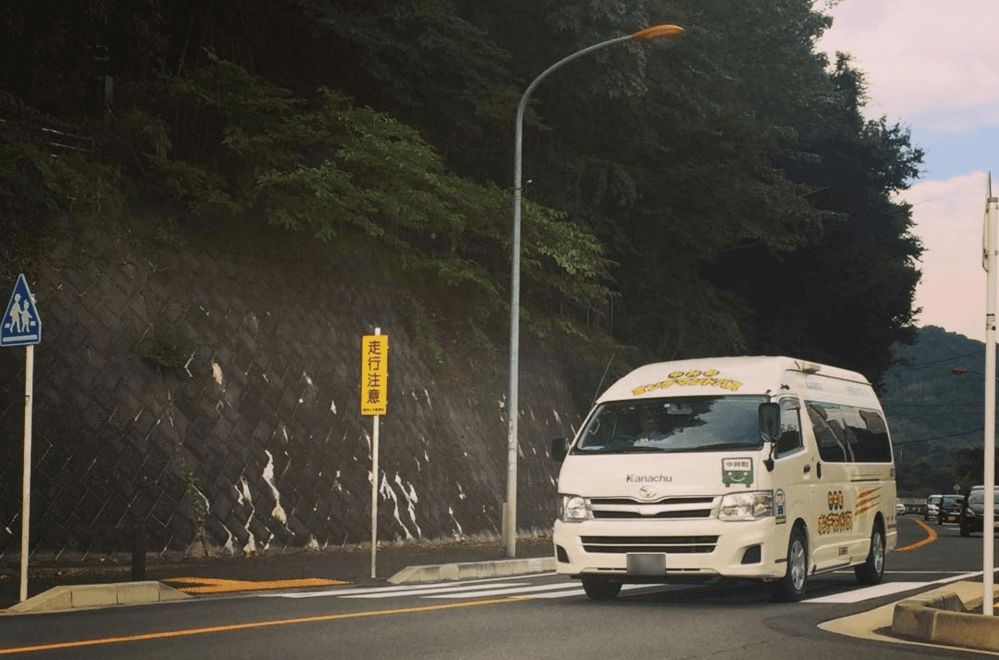 “Convehicle”是結合“convenience（方便）”和“vehicle（交通工具）”的復合詞，意為“方便的車”