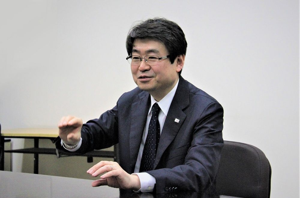 東芝研發中心秋山浩一郎